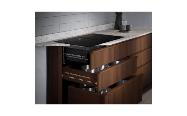 Комбиниран плот с аспиратор Electrolux KCC83443