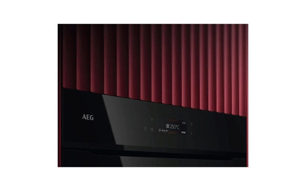 Фурна с AssistedCooking AEG NBE7P631AB